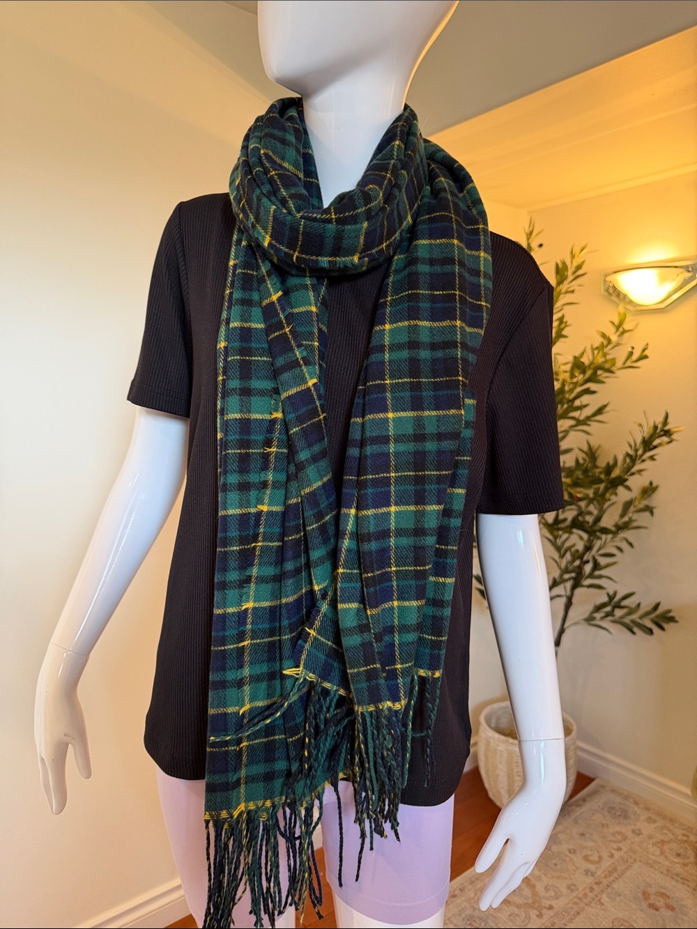 Eddie Bauer Green Navy Tartan Plaid Fringe Scarf One Size